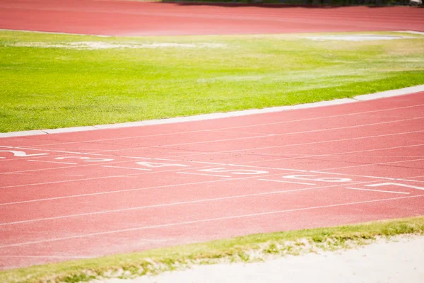 Løpebane på stadion – stockfoto