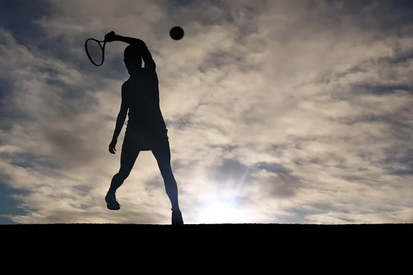 Sportler spielt Tennis mit Schläger — Stockfoto