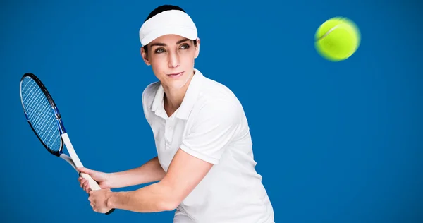 Atleta donna che gioca a tennis — Foto Stock