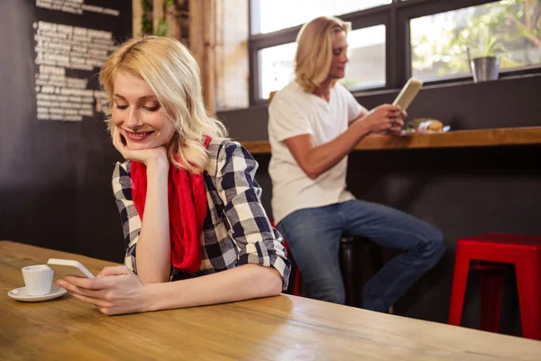 People using technology — Stock Photo, Image