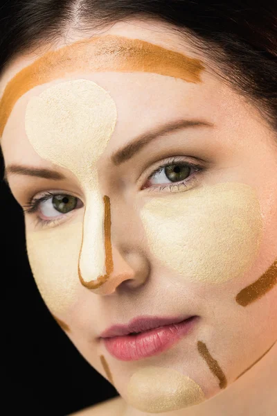 Femme avec maquillage contouring — Photo