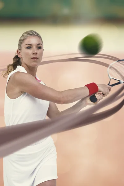 Atleta jugando tenis — Foto de Stock