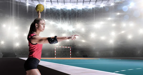 Sportler mit Ellbogenpolstern beim Handballwerfen — Stockfoto
