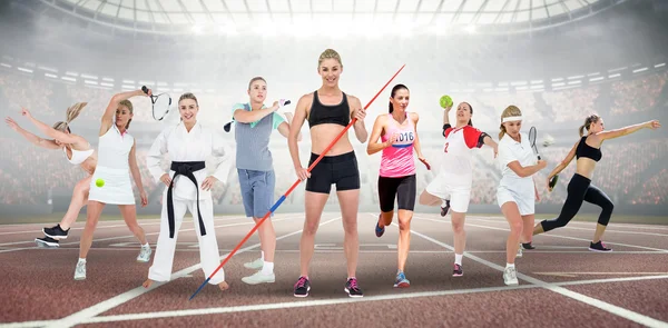 Mulheres que apresentam tipos de actividades desportivas — Fotografia de Stock