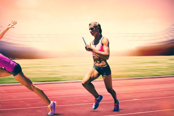Mulheres se preparando para correr — Fotografia de Stock