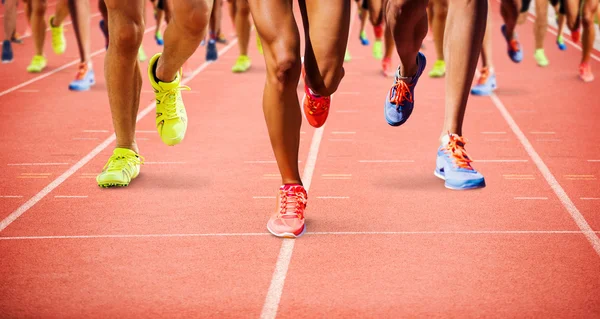 Deportistas piernas corriendo — Foto de Stock