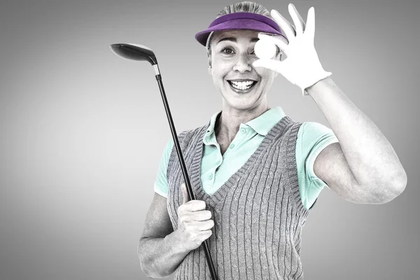 Golf oynuyor sarışın — Stok fotoğraf
