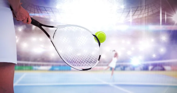 Händerna spela tennis — Stockfoto