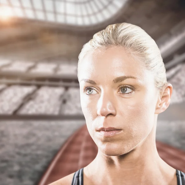 Serious female athlete — Stock Photo, Image