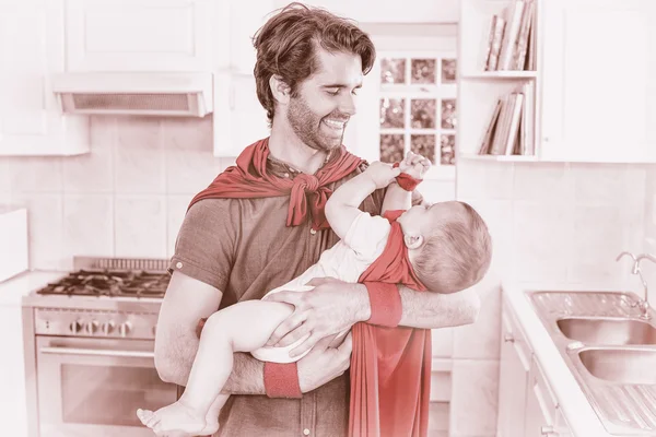 Père et fils en costume de super-héros — Photo