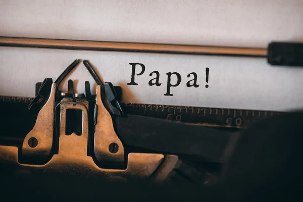 Papa, psaný na papíře — Stock fotografie