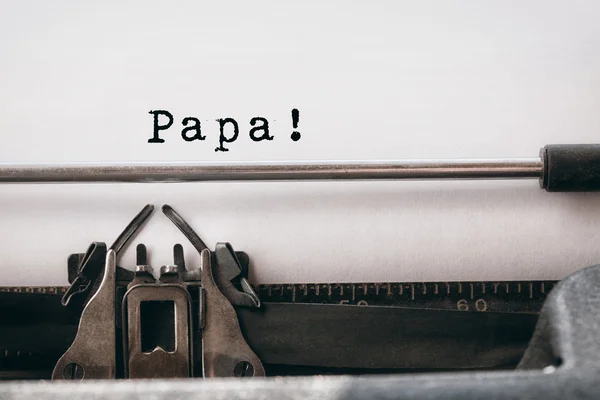 Papai escrito em papel — Fotografia de Stock