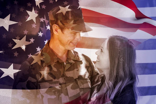 Soldier reunited with his partner — Stock Photo, Image