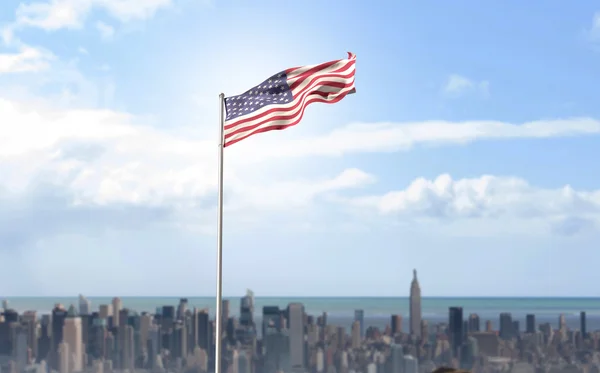 对大城市的美国国旗 — 图库照片