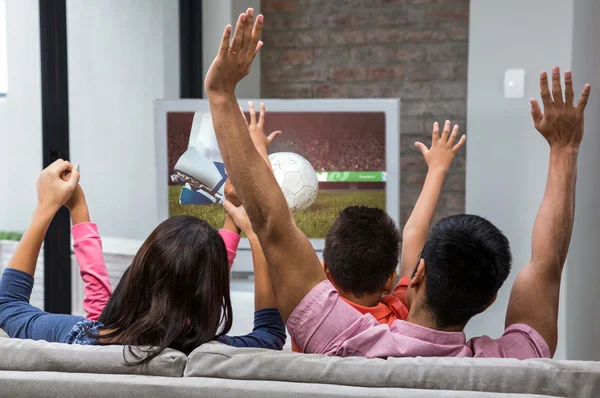 Football player kicking ball — Stock Photo, Image