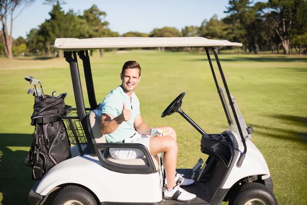 Golfista człowiek pokazuje kciuk w — Zdjęcie stockowe