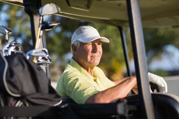 Homem golfista pensativo olhando para longe — Fotografia de Stock