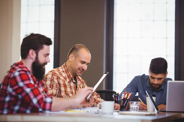 Business people working at desk — Stock Photo, Image