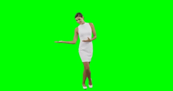 Businesswoman standing and posing — Stock Video