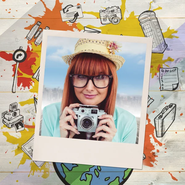 Hipster-Frau mit Retro-Kamera — Stockfoto