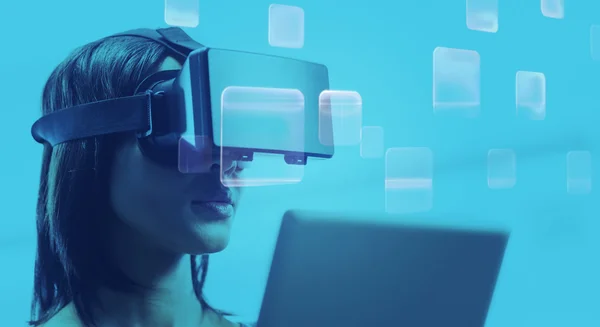 Businesswoman using virtual glasses — Stock Photo, Image