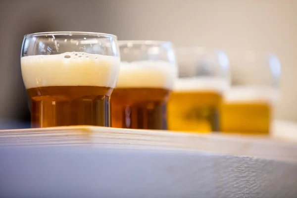 Close-up van bierglazen — Stockfoto