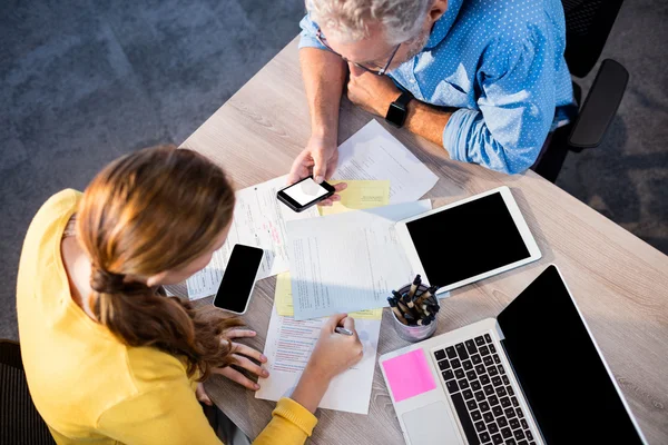 Two businessmen analyzing documents — Stock Photo, Image