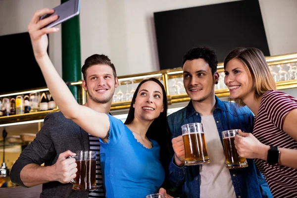 Young friends taking selfie — Stock Photo, Image