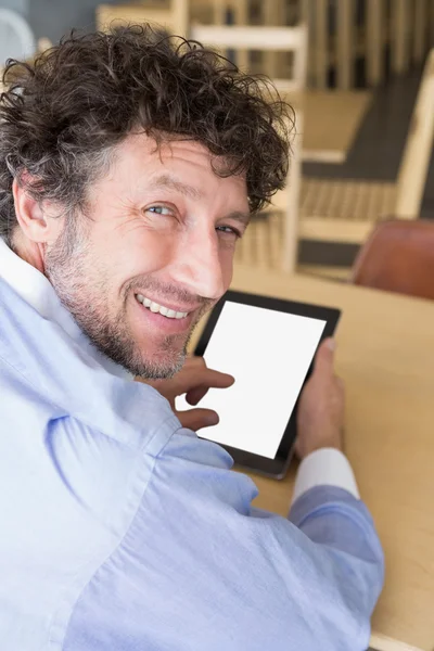 Muž používající digitální tablet — Stock fotografie