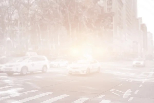 Street with cabs and bright light — Stock Photo, Image