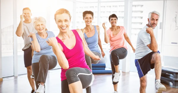 People doing power fitness exercise — Stock Photo, Image