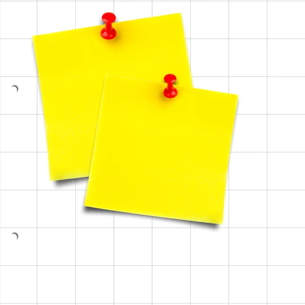 Notas pegajosas com thumbtacks contra notepad — Fotografia de Stock