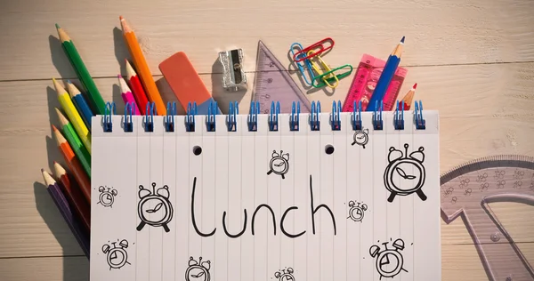 Mesa de almuerzo garabato contra los estudiantes — Foto de Stock