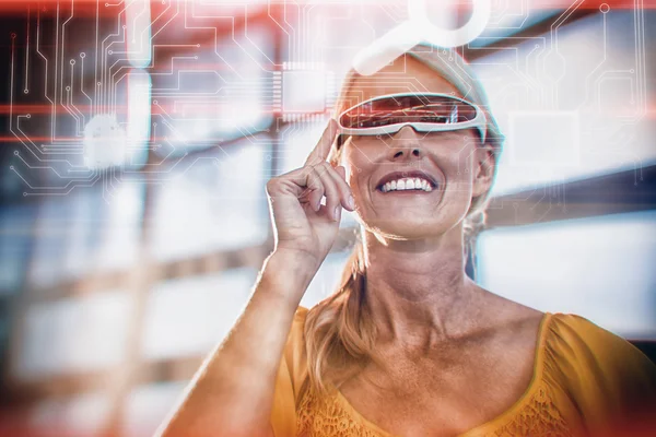 Führungskräfte mit Virtual-Reality-Brille — Stockfoto
