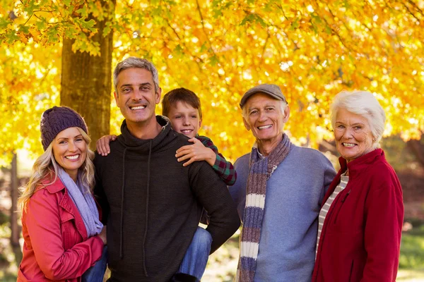 Multi-generation family at park — Stock Photo, Image