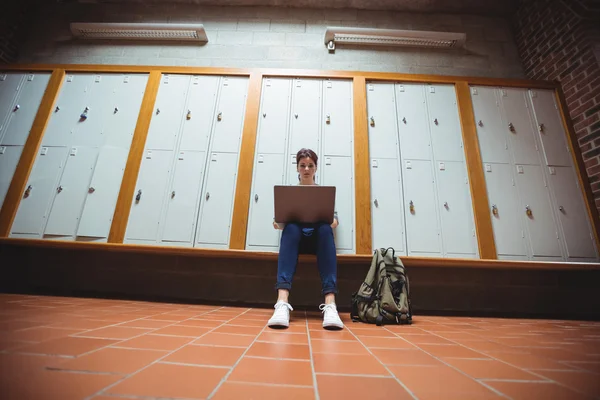 Mature student using laptop — Stock Photo, Image