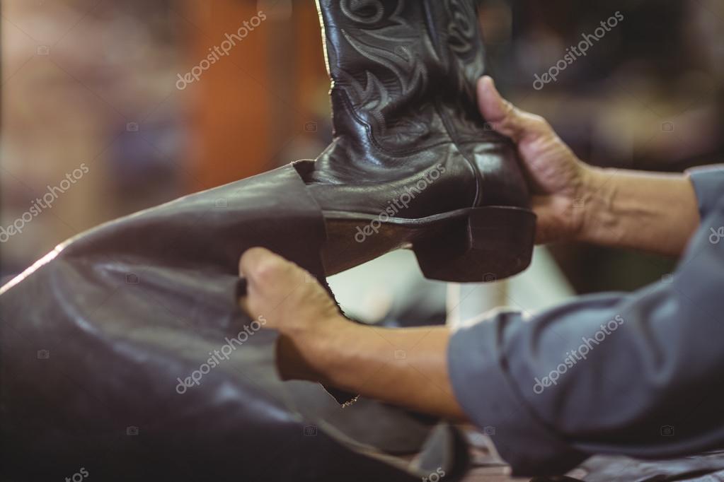 leather boot maker
