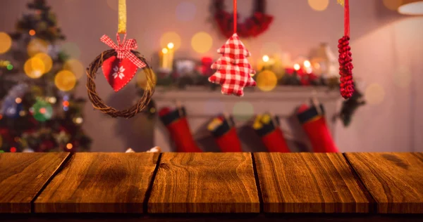 Zusammengesetztes Bild des Holztisches — Stockfoto