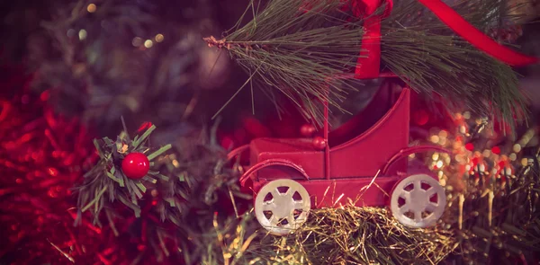 Decorazioni su albero di Natale — Foto Stock