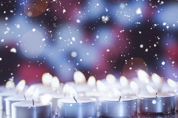 Hořící svíčky během Vánoc — Stock fotografie