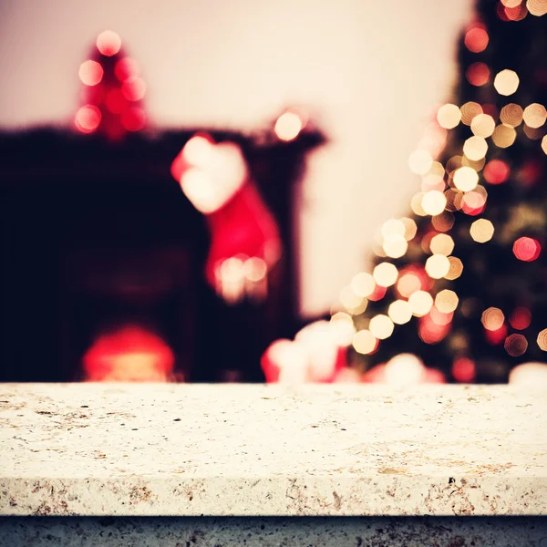 クリスマス ツリーとデスク — ストック写真