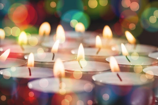 Velas encendidas durante la Navidad —  Fotos de Stock