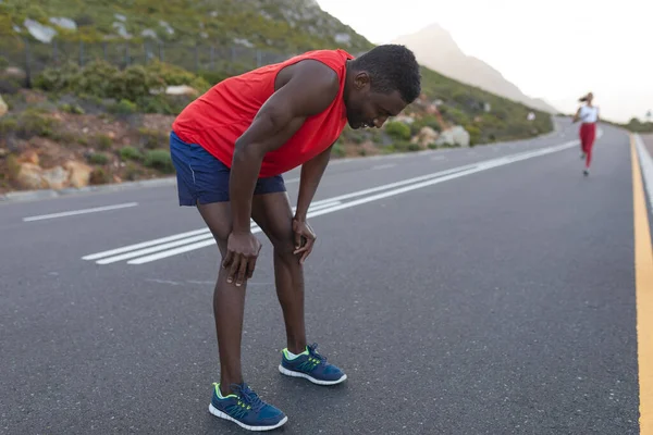Fit African American Man Sportswear Standing Resting Coastal Road Healthy — Zdjęcie stockowe