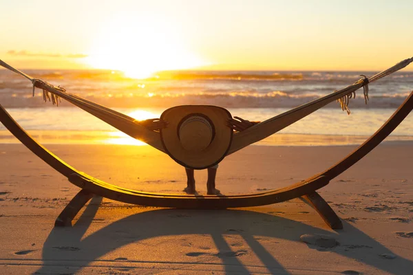 Mixed Race Woman Beach Holiday Lying Hammock Sunset Healthy Outdoor — Stock Photo, Image