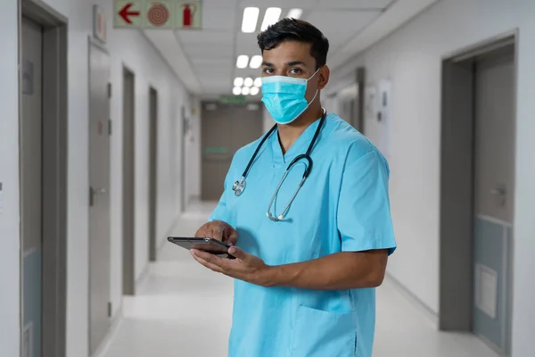 Portrait Mixed Race Male Doctor Wearing Face Mask Standing Hospital — Stock Photo, Image