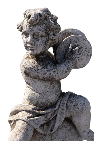 接近古代的石雕 赤身裸体的小天使 在白色的背景上打鼓 艺术与古典风格浪漫的石雕雕塑 — 图库照片