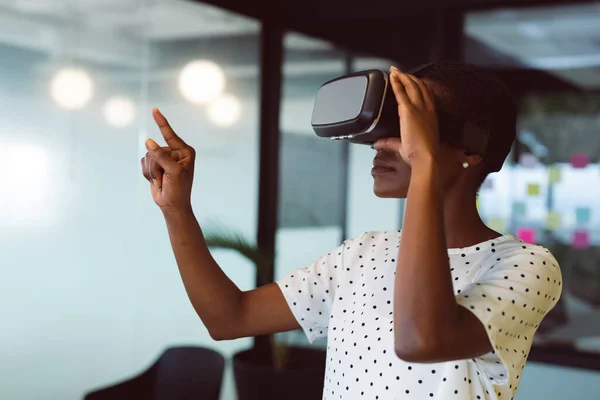 Smiling African American Woman Using Headset Work Independent Creative Business — Stock Photo, Image