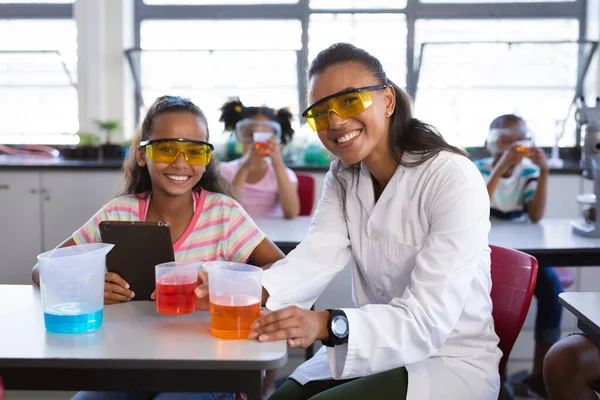 Portrait African American Female Teacher Girl Smiling Science Class Laboratory — Stock Photo, Image