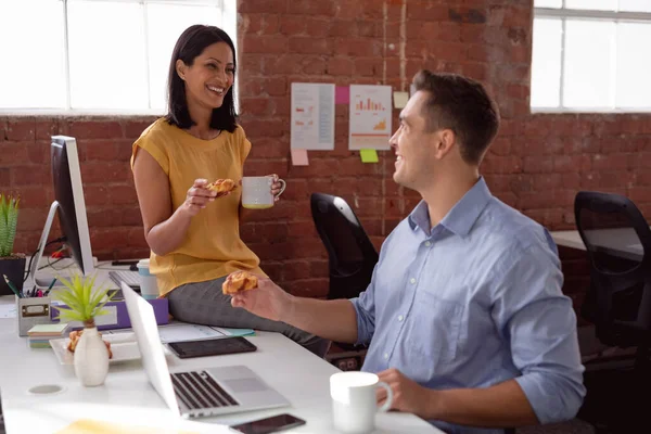 Happy Caucasian Male Female Colleagues Having Coffee Talking Sitting Office — Stock Photo, Image