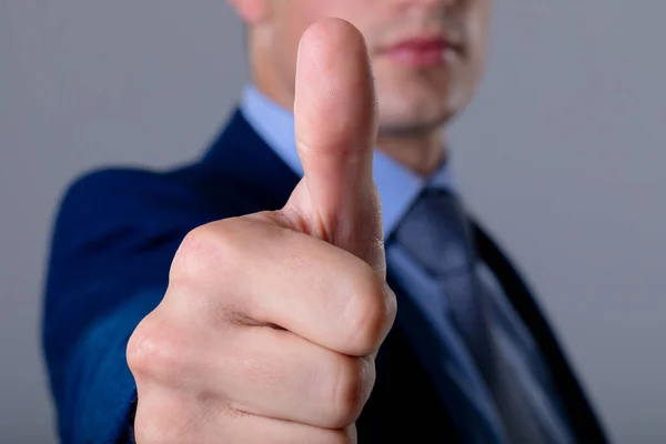 Sección Media Del Hombre Negocios Caucásico Con Pulgar Hacia Arriba —  Fotos de Stock